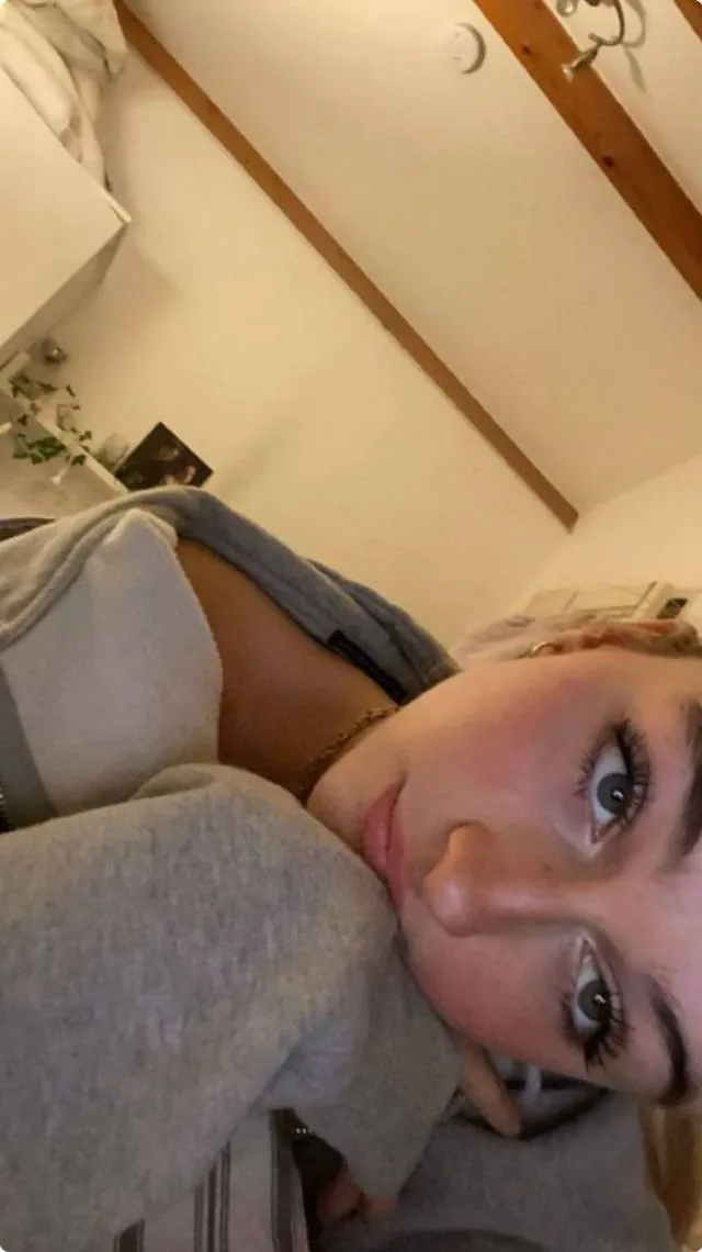 youngerrebecca777