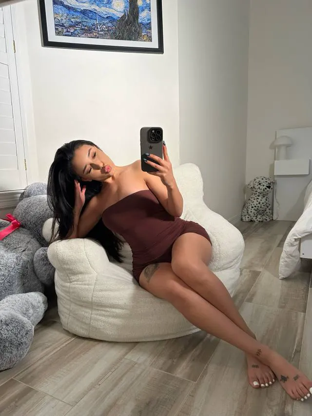 Lora