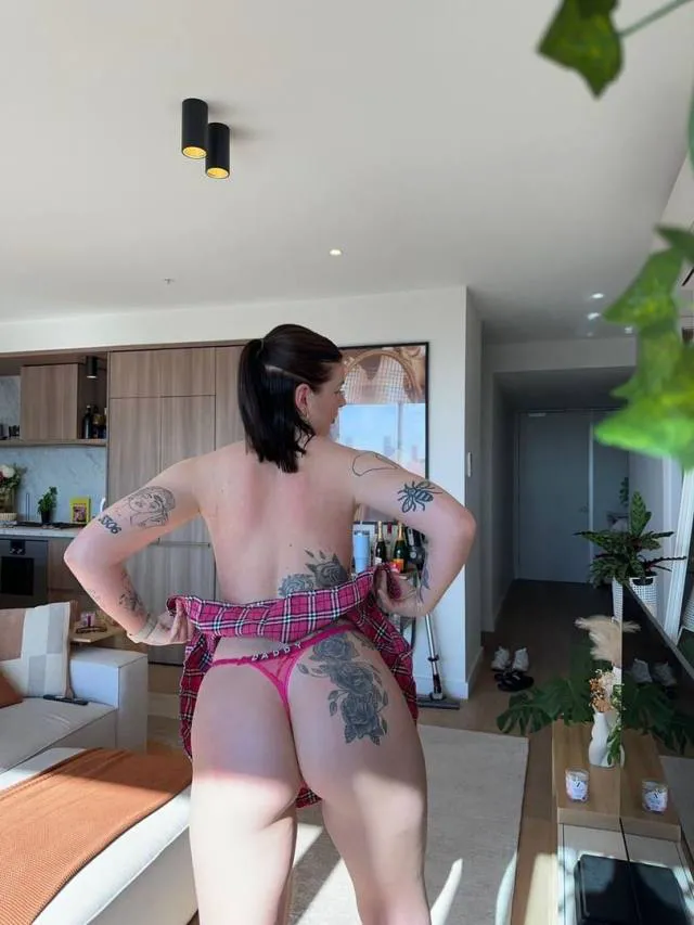 Cassienixon047