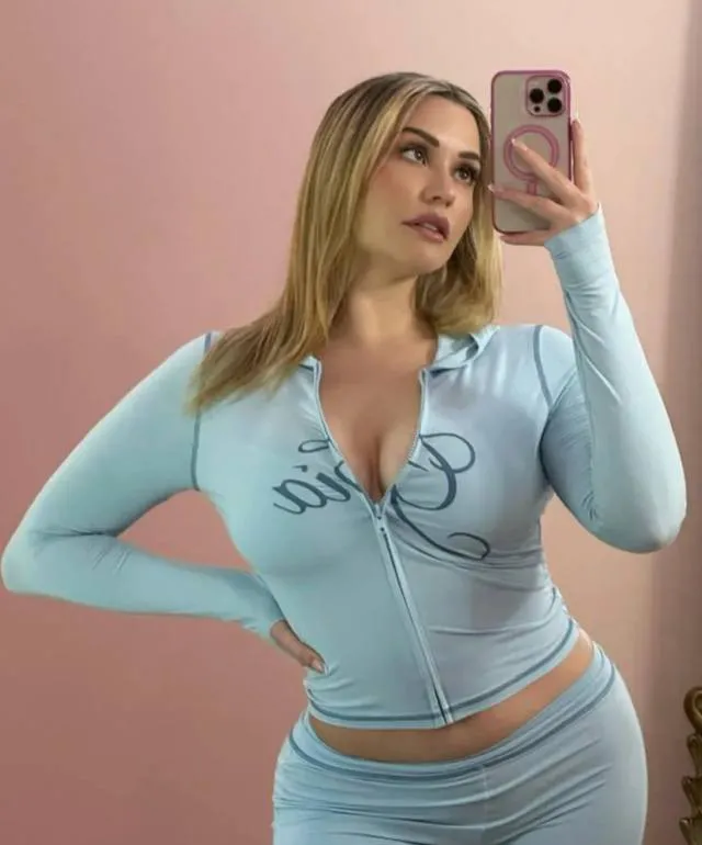 youngerrebecca777