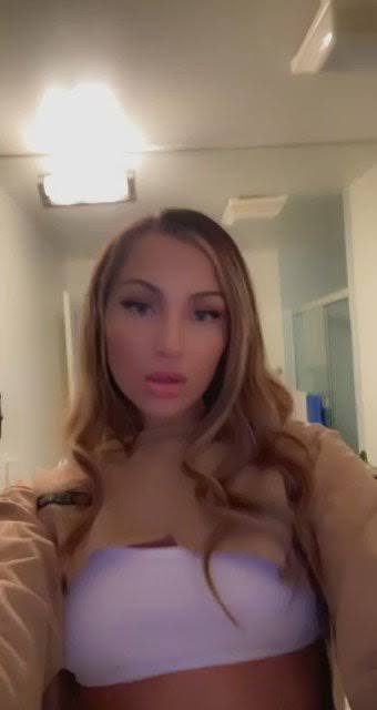 Β ellaalison555