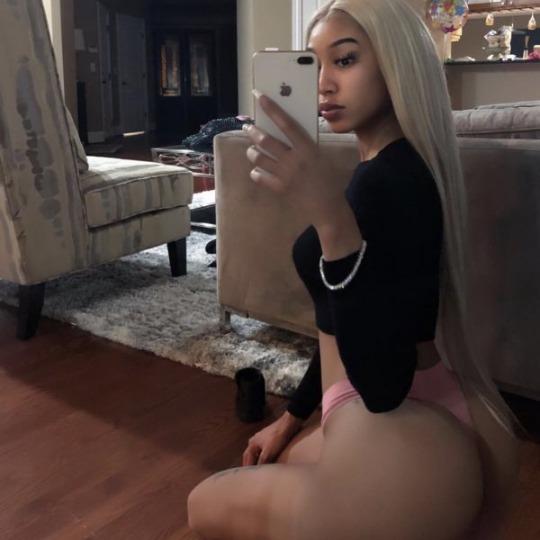 Ava