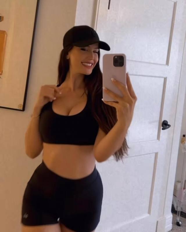 SARA🔥