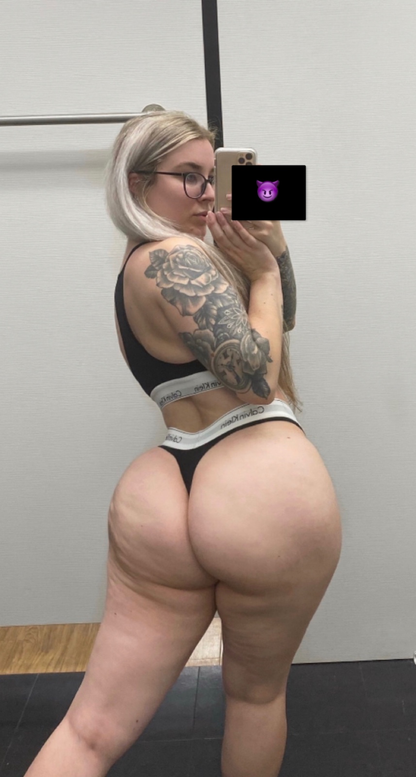 Jennifer  caliente como un volcán 