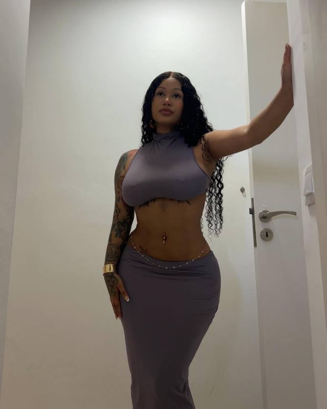 Elinapaul472