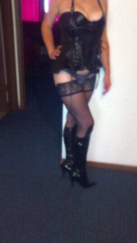 Latinas bodywork